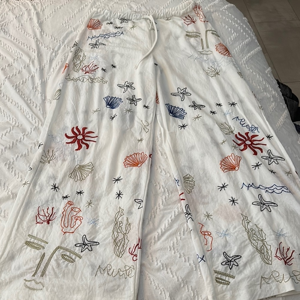 Zara White Wide Leg Pants with Multicolor Embroidery